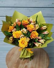 Букет цветов из:  Альстромерии и Розы в Рогачево