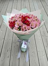 Букет цветов из:  Альстромерии #REPLACE_PRED# Рогачево