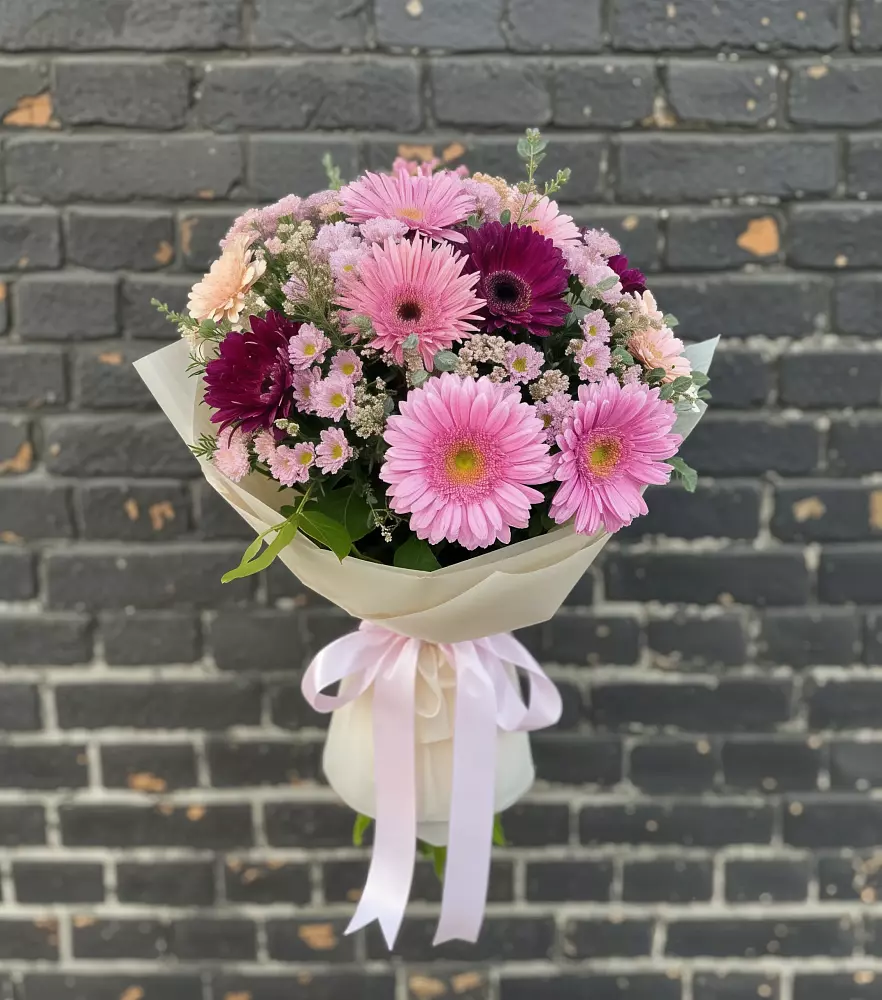 Букет цветов из: Герберы и Хризантемы в Рогачево