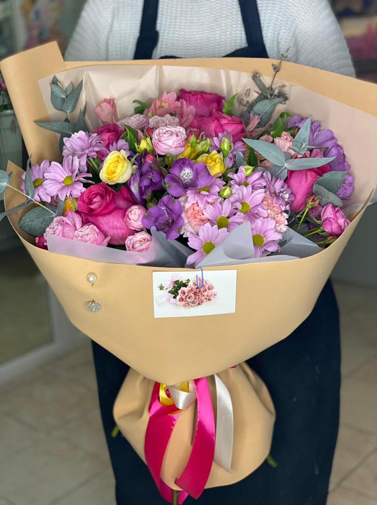 Букет цветов из: Хризантемы, Гвоздики и Альстромерии в Рогачево