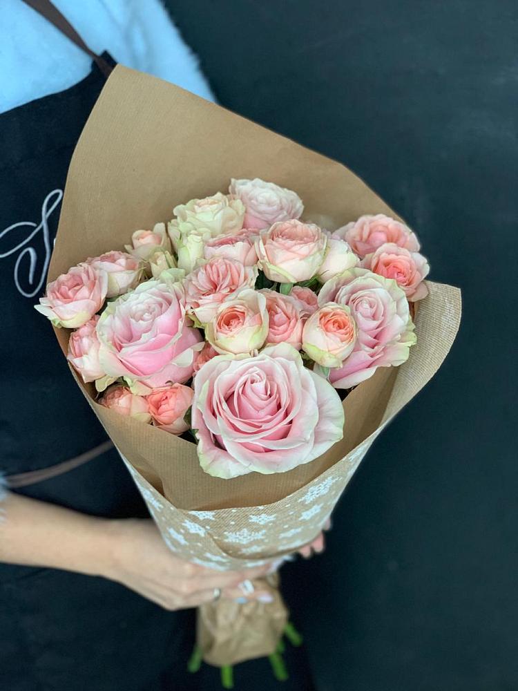 Букет цветов из: Хризантемы и Розы в Рогачево