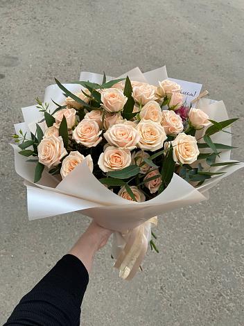 Букет Кремовые розы Латте в Рогачево