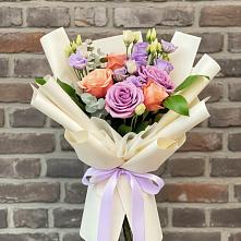 Букет цветов из:  Лизиантусы и Розы #REPLACE_PRED# Рогачево