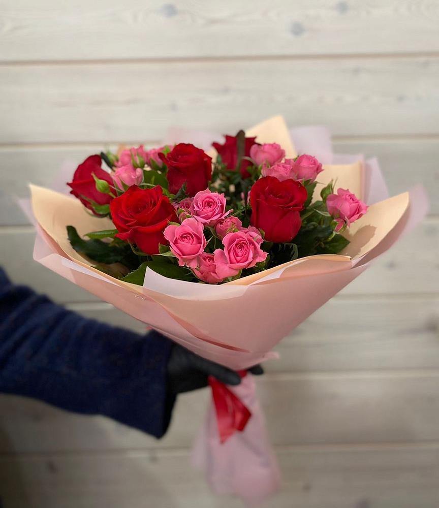 Букет цветов из: Розы в Рогачево